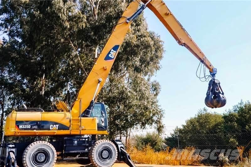CAT M325 Mini bageri < 7t