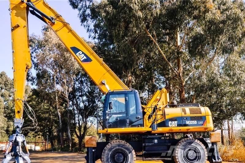 CAT M325 Mini bageri < 7t