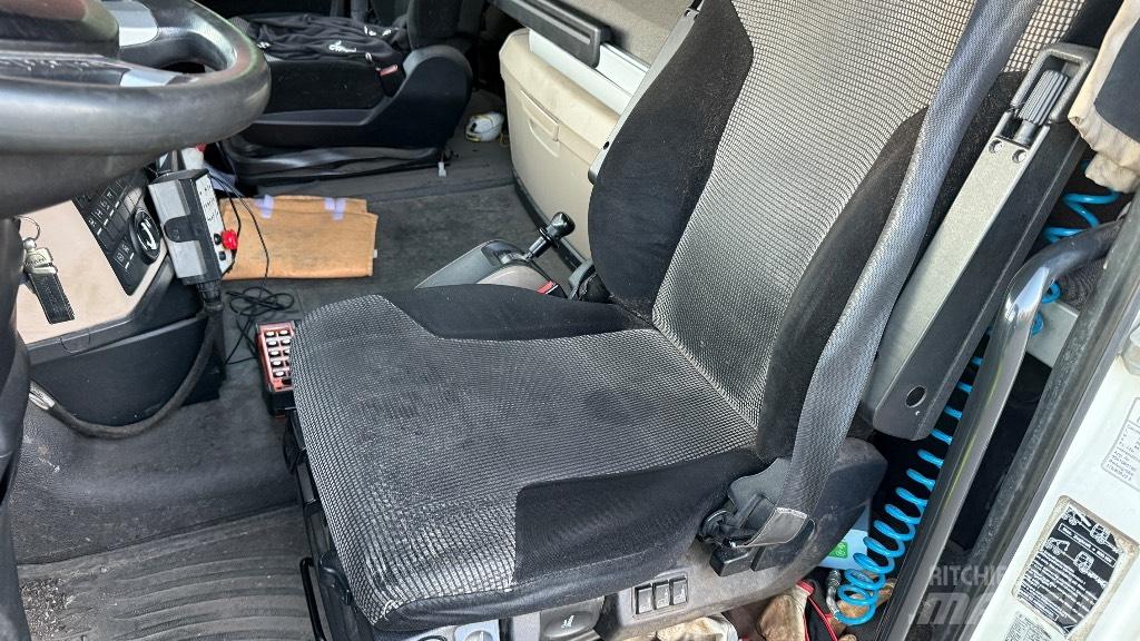MAN TGX 35.580 Rol kiper kamioni sa kukom za podizanje tereta