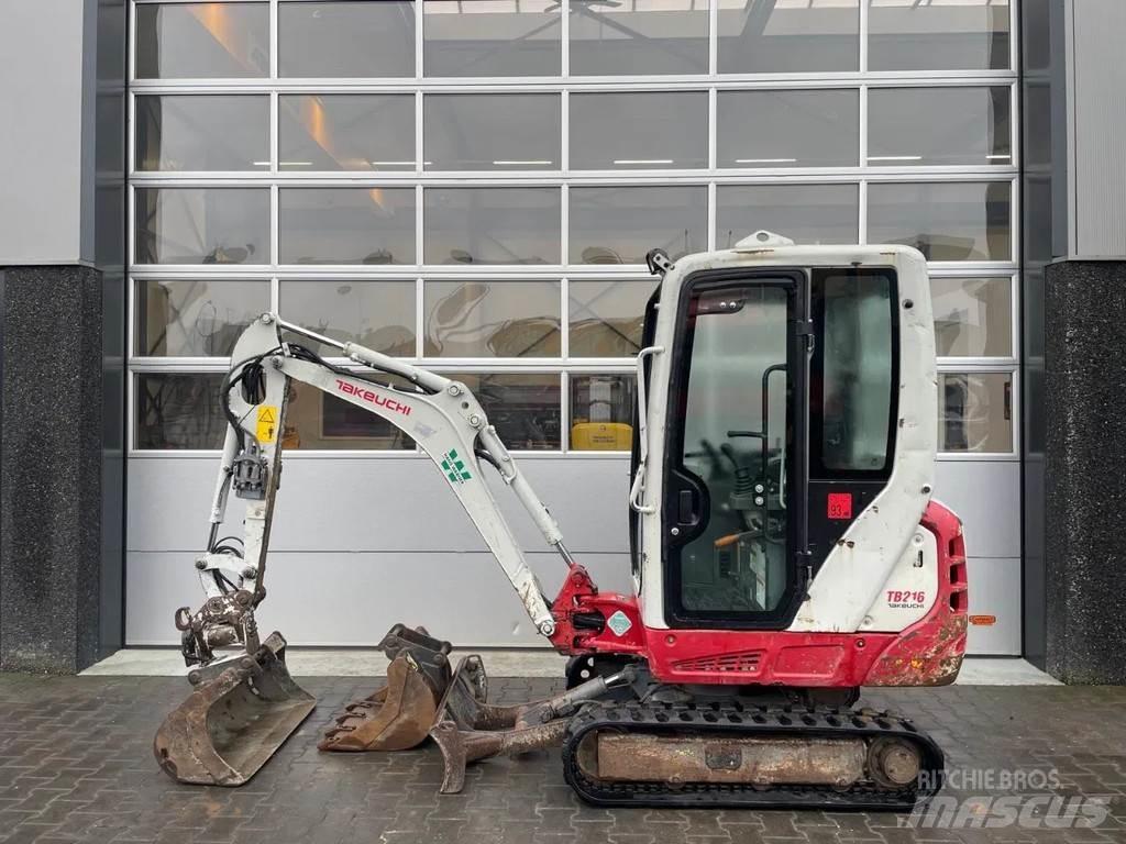 Takeuchi TB216 Mini bageri < 7t