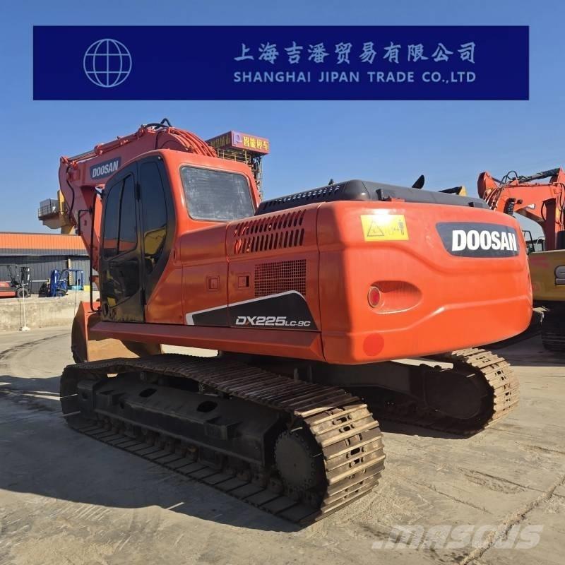 Doosan DX 225 Bageri guseničari