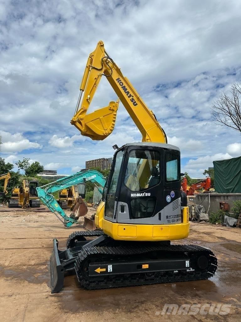 Komatsu PC 78 US Bageri guseničari