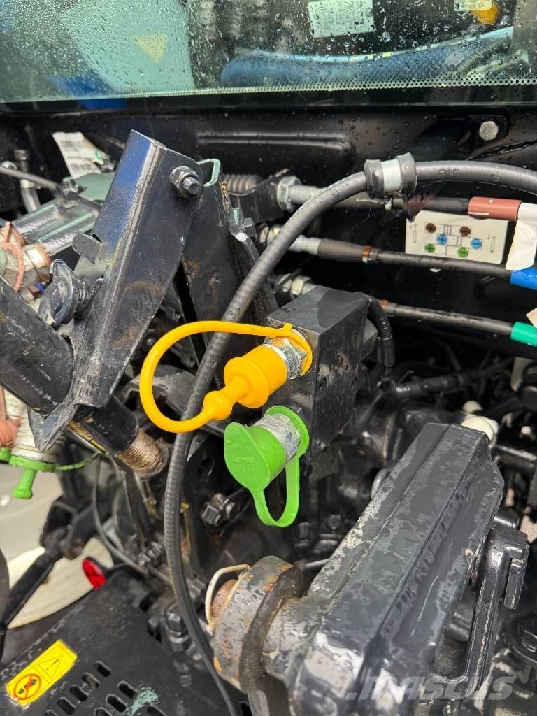 New Holland T4.75S Traktori