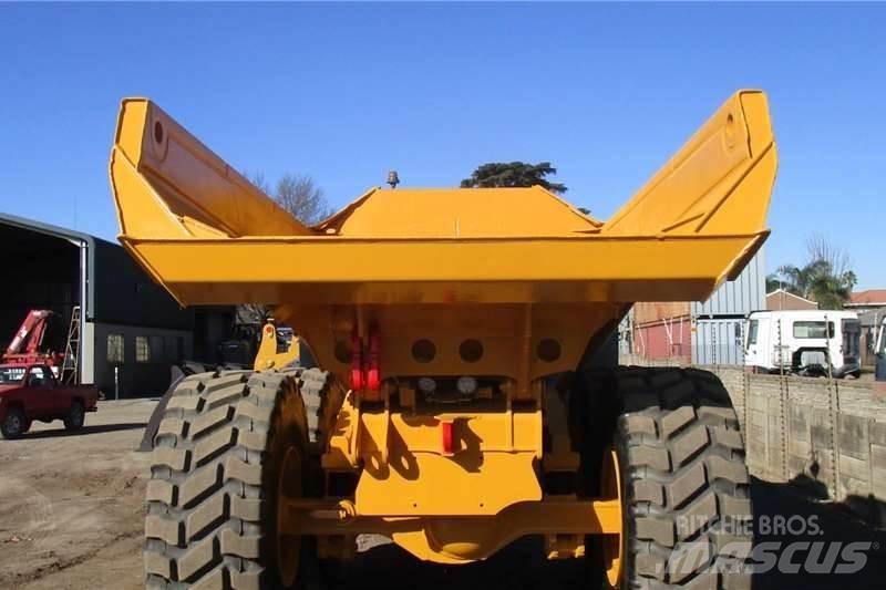 Bell B30E Zglobni damperi