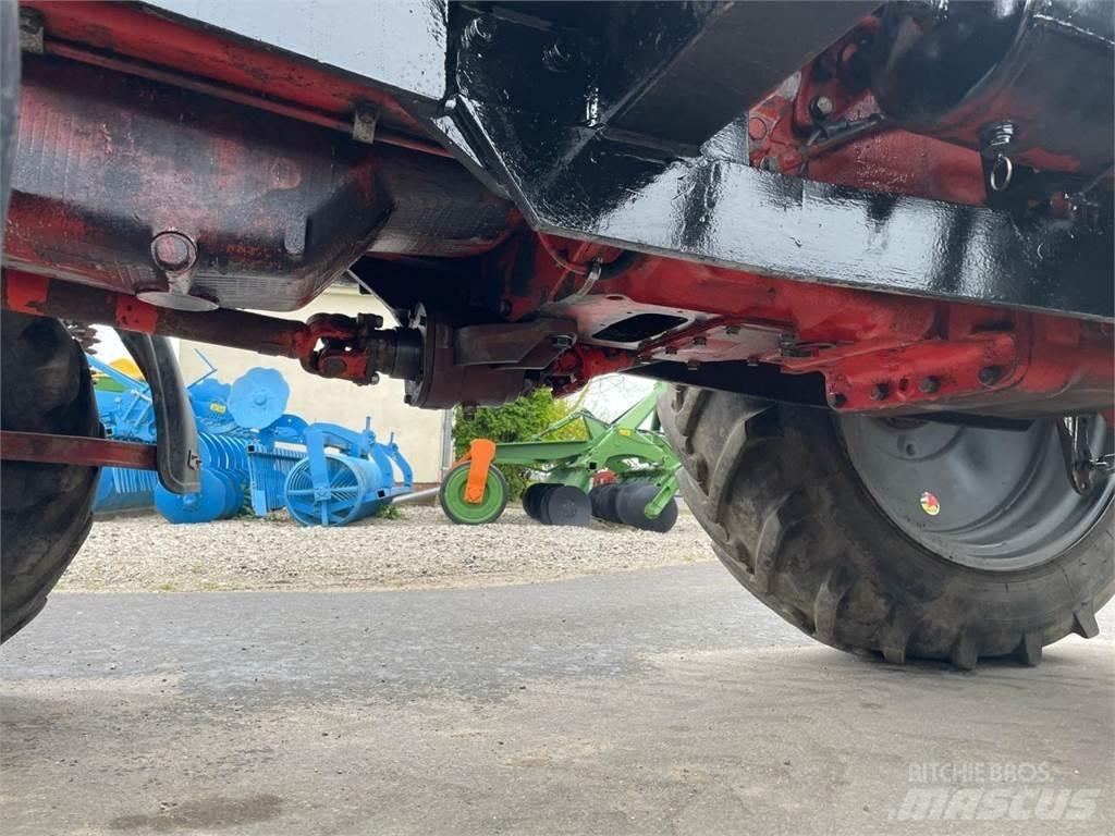 Belarus MTS 82 + FL Traktori