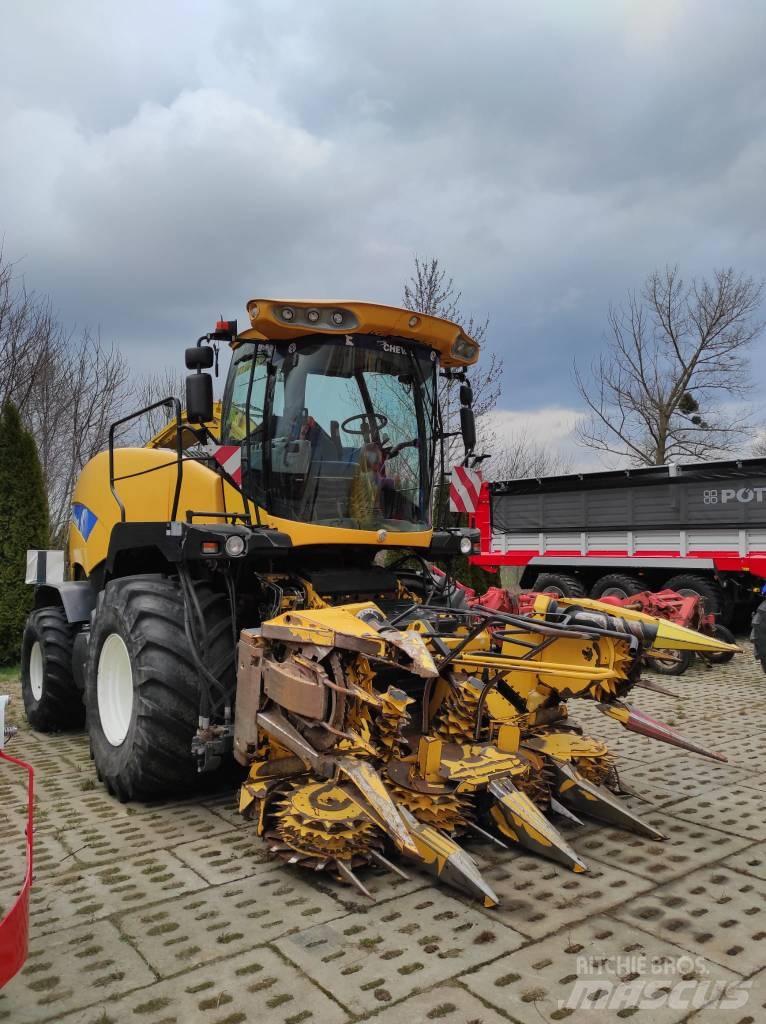 New Holland FR 9040 Mašine za stočnu hranu sa sopstvenim pogonom