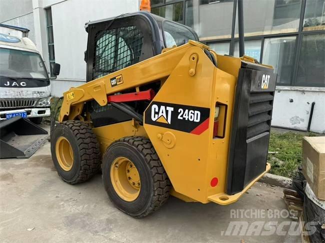 CAT 246 D Skid steer mini utovarivači