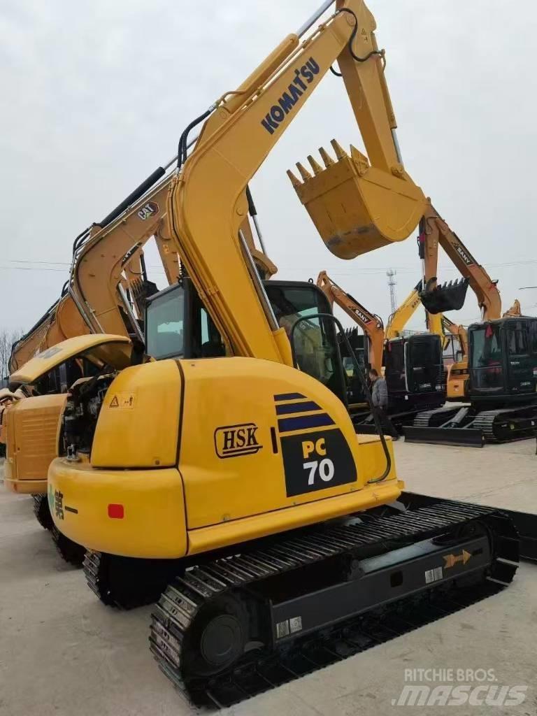 Komatsu 70-8 Bageri guseničari