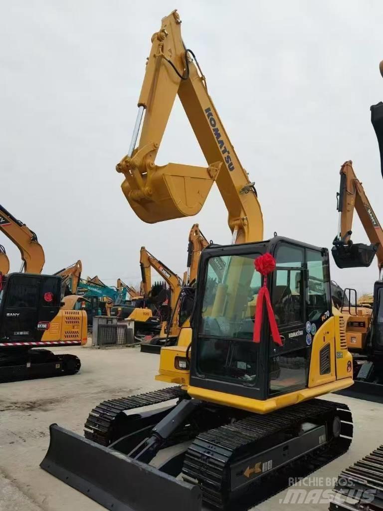 Komatsu 70-8 Bageri guseničari