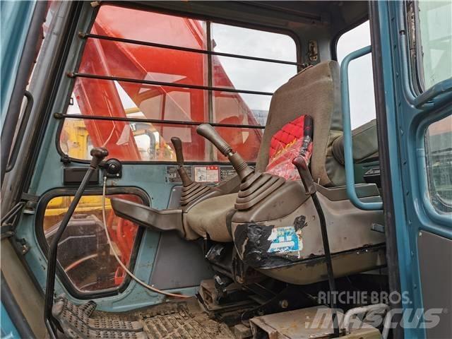 Hitachi EX220LC Bageri guseničari