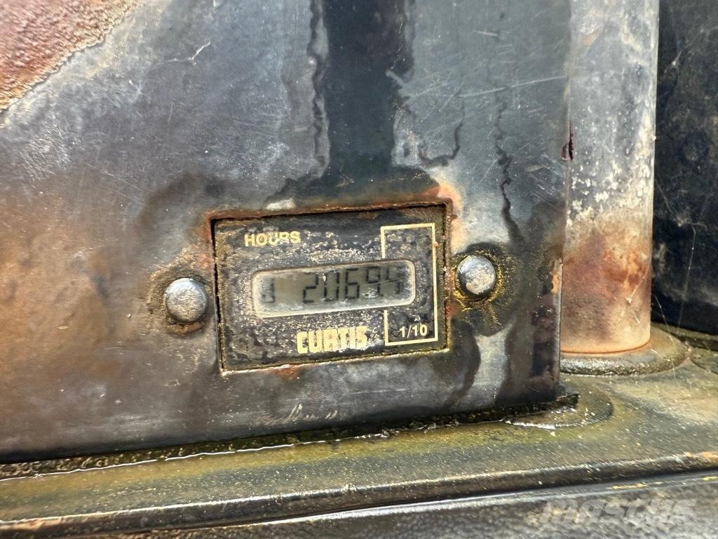 Mecalac TA 3 S Damperi za gradilište