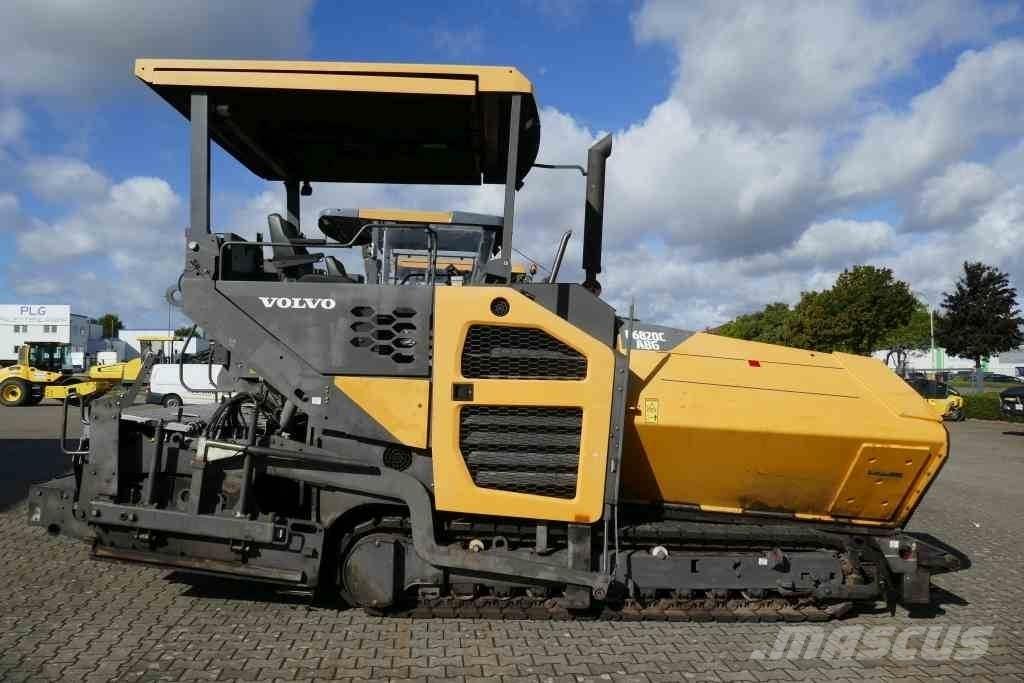 Volvo ABG P 6820  C Asfaltni finišeri