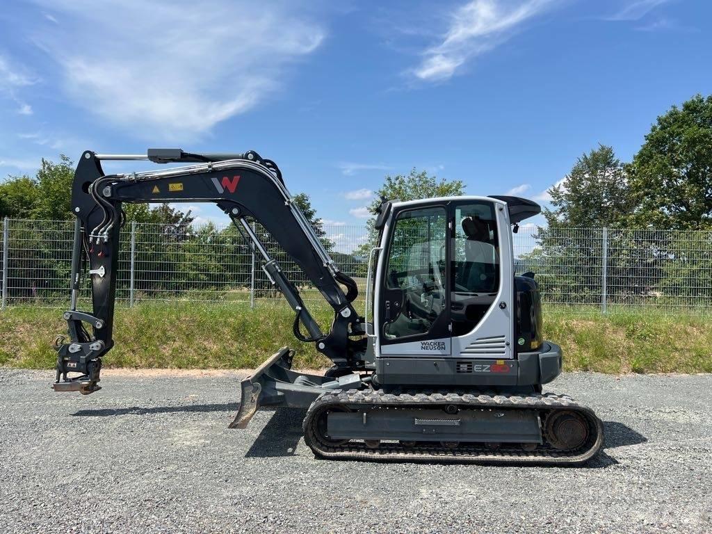Wacker Neuson EZ80 Bageri guseničari