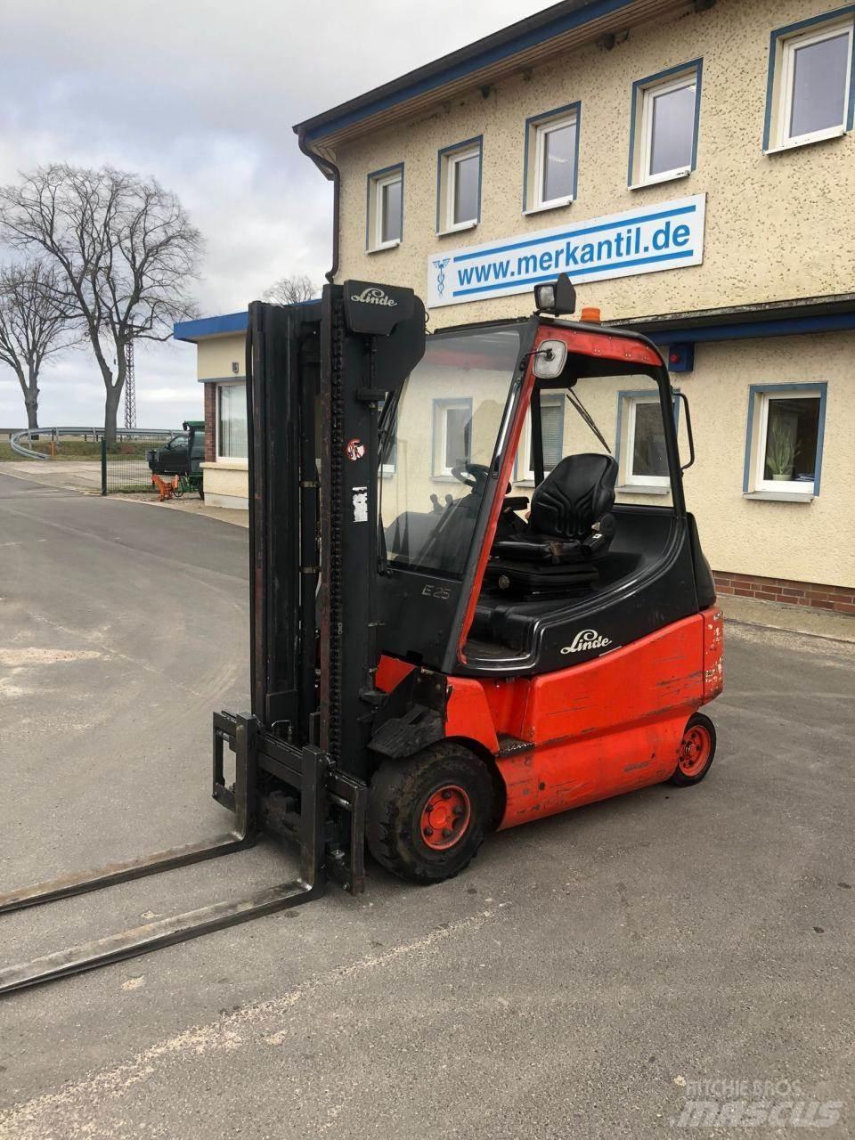 Linde E 25 Električni viljuškari