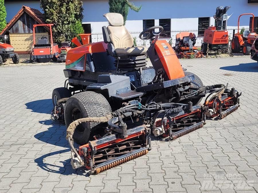 Jacobsen 305 Kosilice sa postoljem za vuču