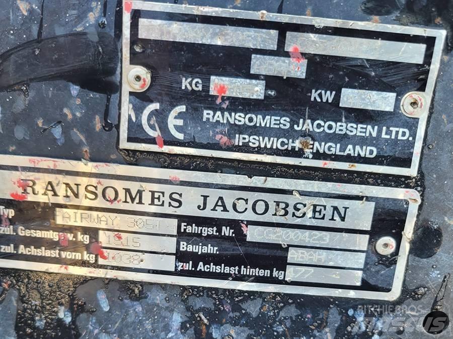 Jacobsen 305 Kosilice sa postoljem za vuču