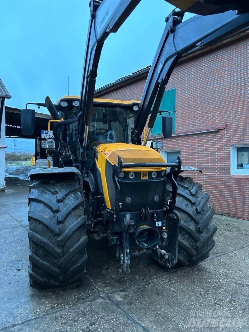 JCB Fastrac 4220 Traktori