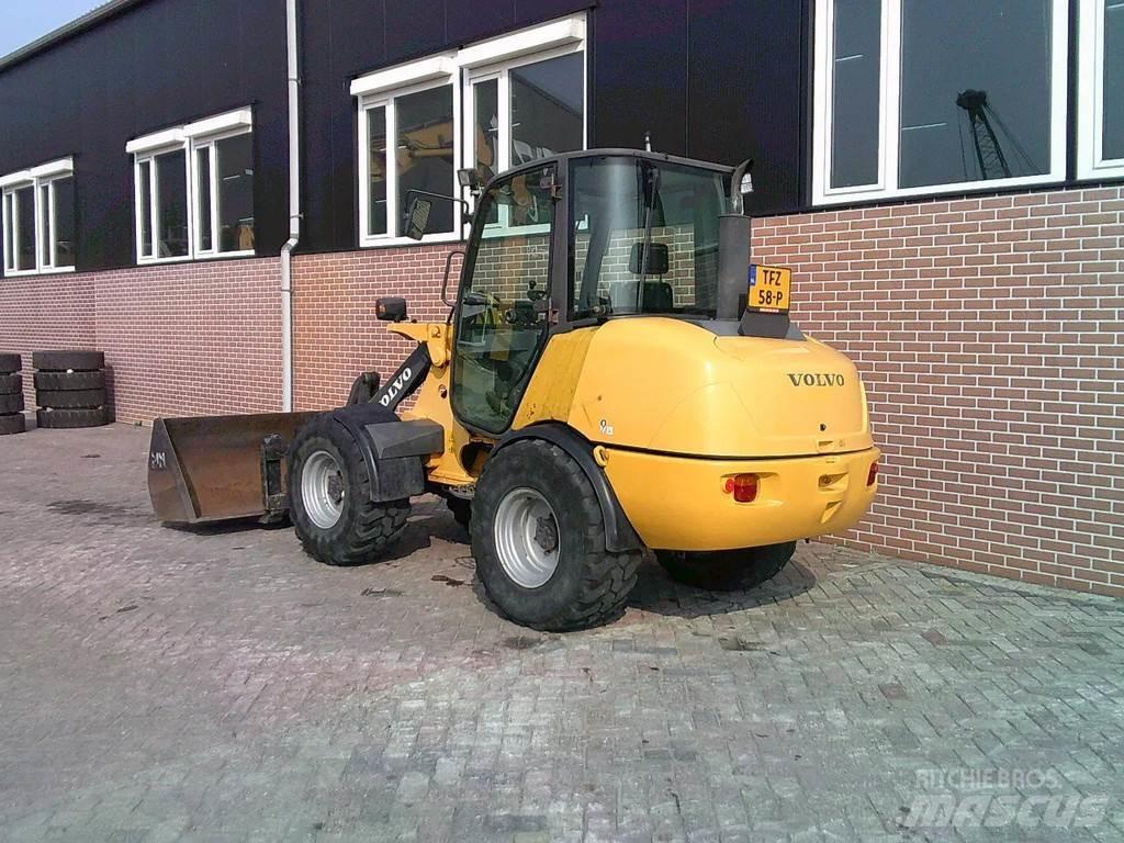 Volvo L25B Utovarivači na točkove