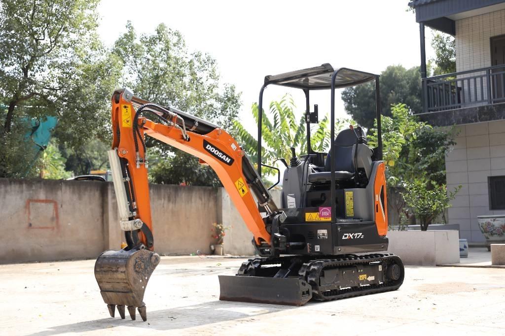 Doosan DX 17 Bageri guseničari