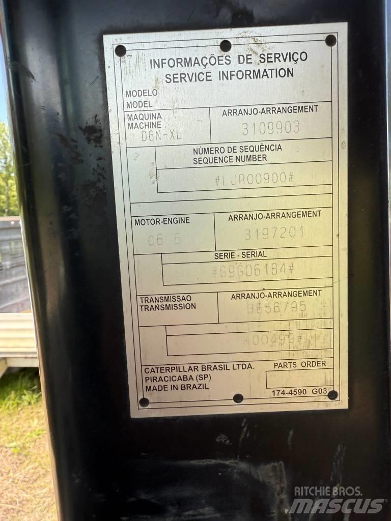 CAT D6N XL Buldožeri guseničari