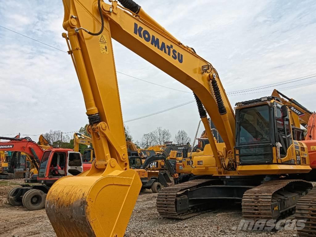 Komatsu PC 210 Bageri guseničari
