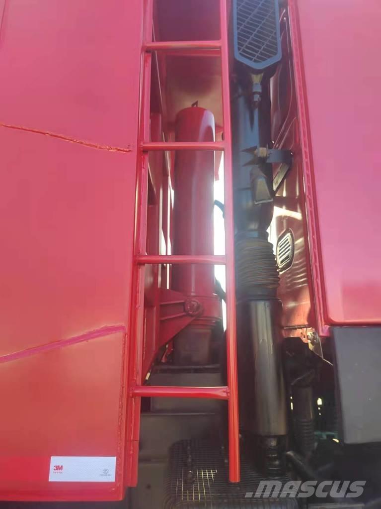 Howo 371 8x4 Kiperi kamioni