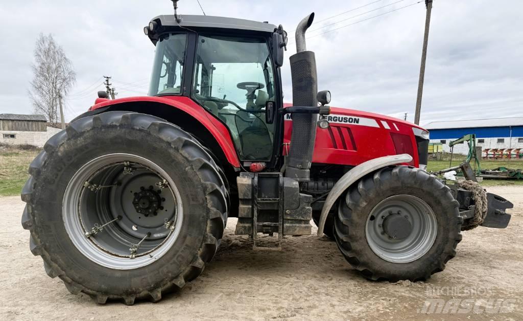 Massey Ferguson 7624 Traktori