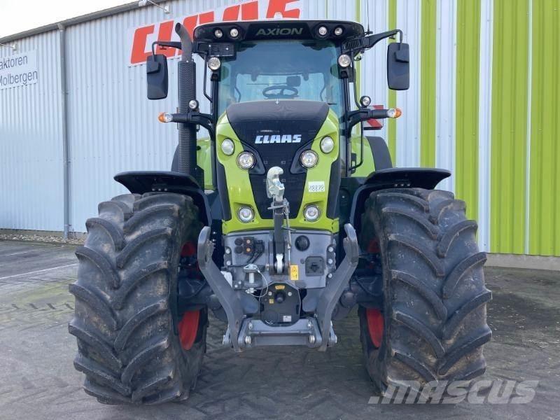 CLAAS AXION 850 Traktori
