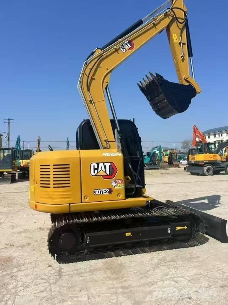 CAT 307E2 Bageri guseničari