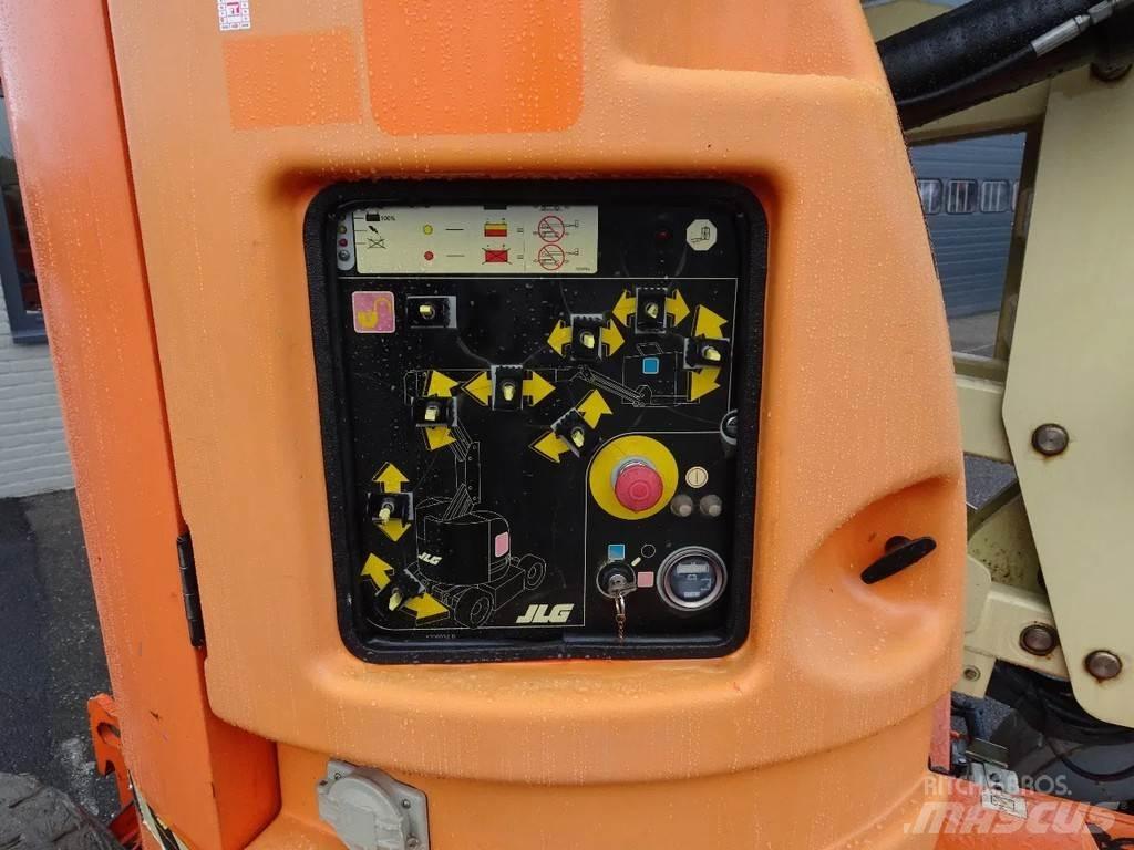 JLG E300AJP Zglobne podizne platforme
