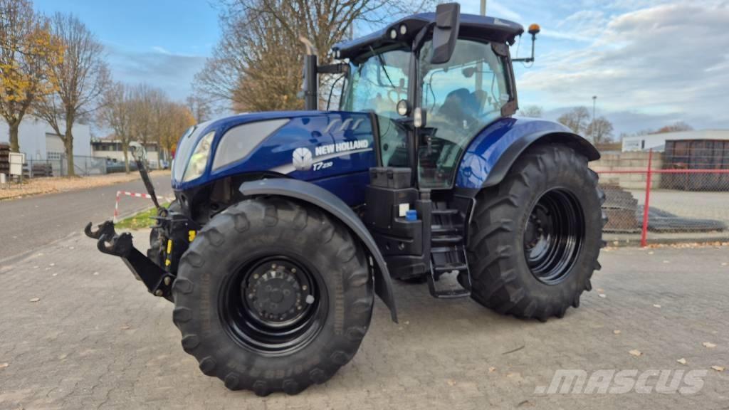 New Holland T 7.230 Traktori
