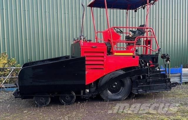 Marini MF 331 Asfaltni finišeri