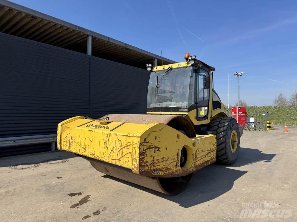 Bomag BW 226 BVC-5 Valjci sa jednim bubnjem