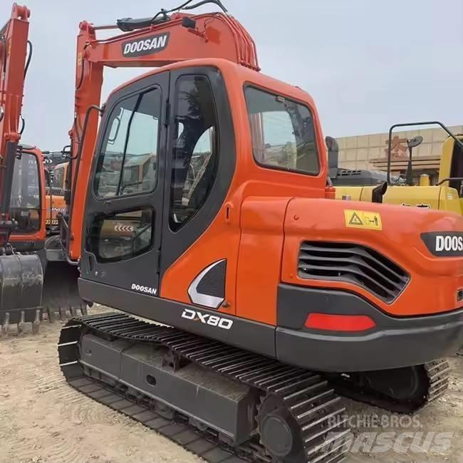 Doosan DX 80 Midi bageri 7t – 12t