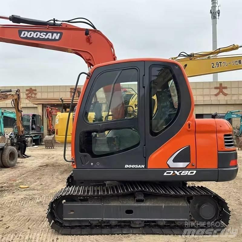 Doosan DX 80 Midi bageri 7t – 12t