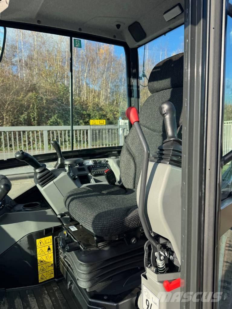 Bobcat E27 Mini bageri < 7t