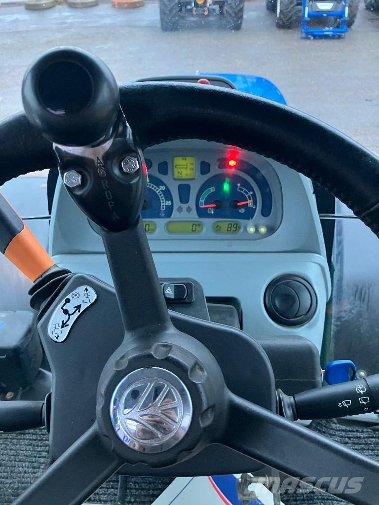 New Holland T7.210 Traktori