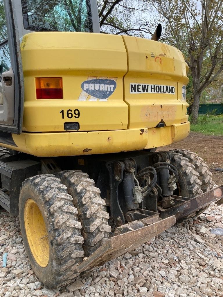 New Holland MH 2.6 Bageri točkaši
