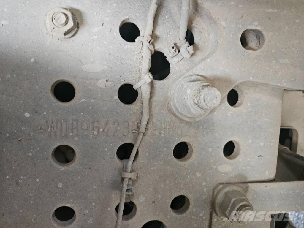 Mercedes-Benz 3951K Damperi za gradilište