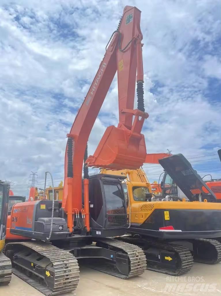 Hitachi ZX 200 Bageri guseničari