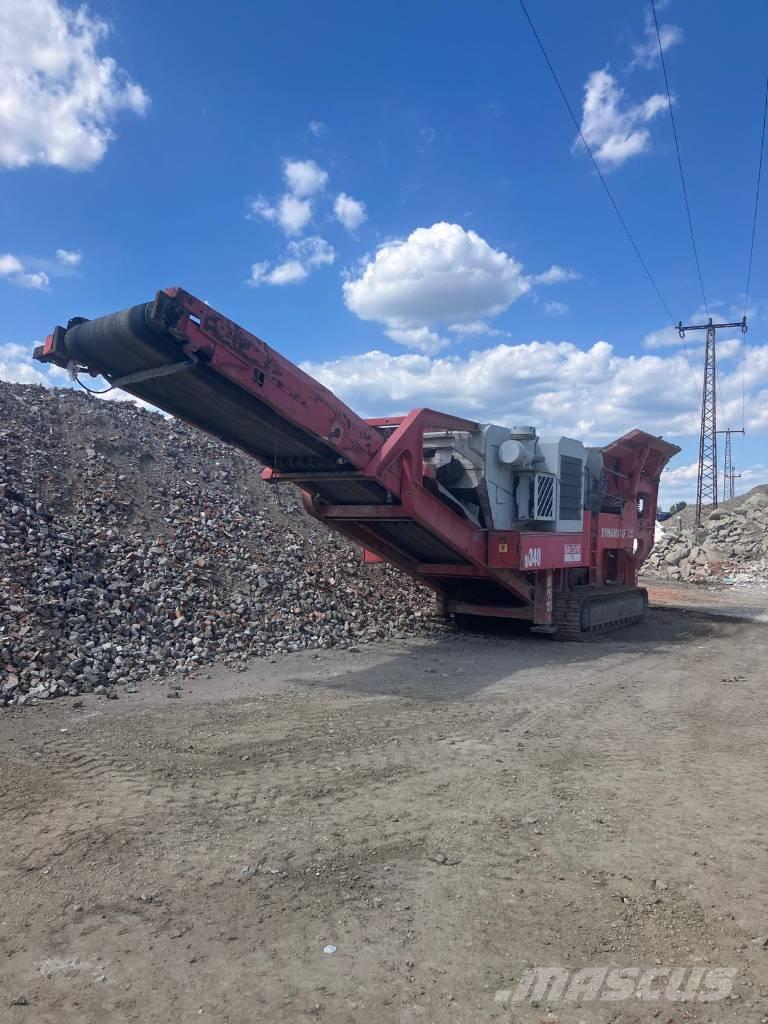 Sandvik QJ 340 Mobilne drobilice