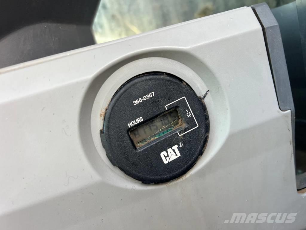 CAT 390 F L Bageri guseničari