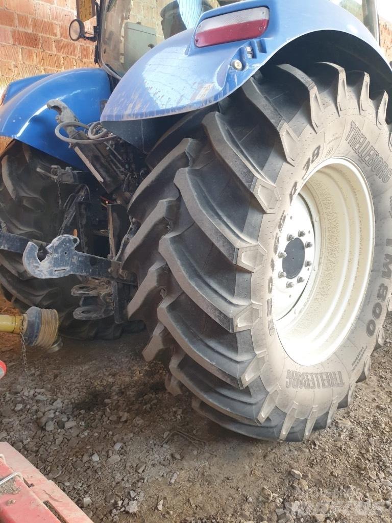 New Holland T 6.175 Traktori