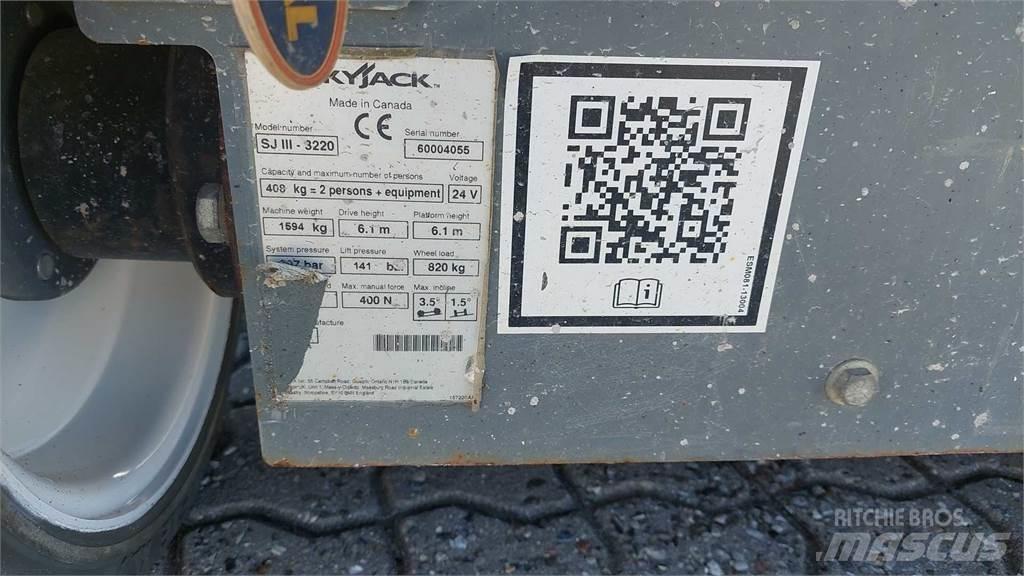 SkyJack SJIII3220 Makazaste platforme
