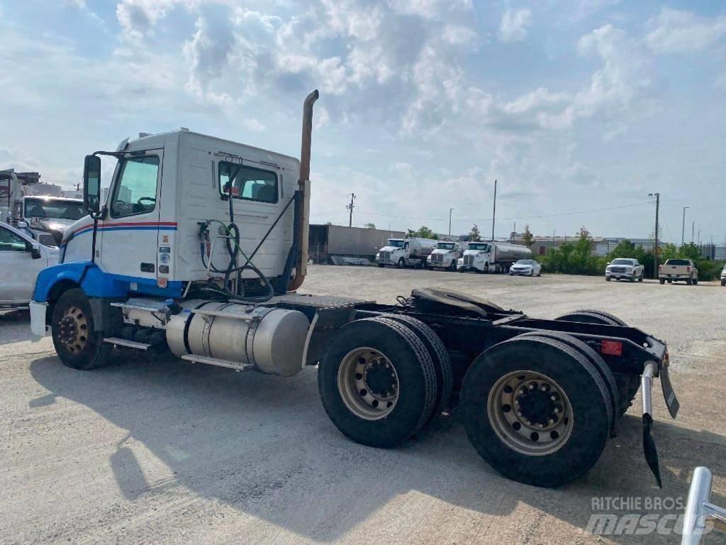 Volvo VNL Tegljači