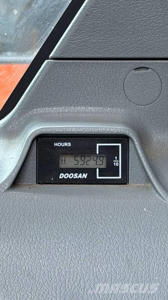 Doosan DX 165 W-5 Bageri točkaši