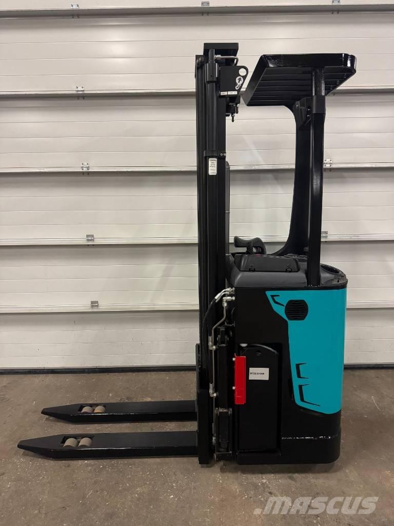 Mitsubishi SBR 12 N Samopogonski ručni viljuškari