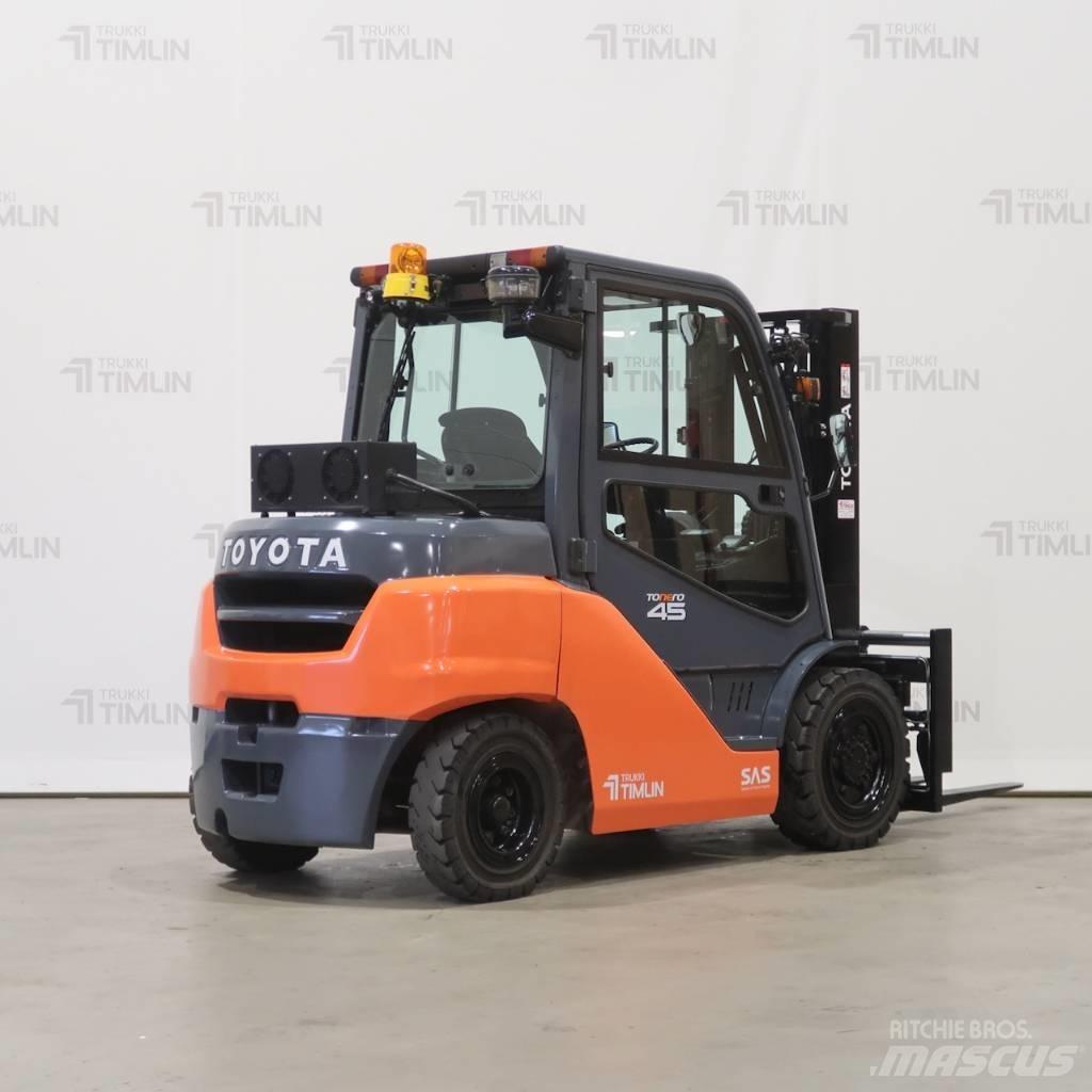Toyota 40-8FD40N Dizelski viljuškari