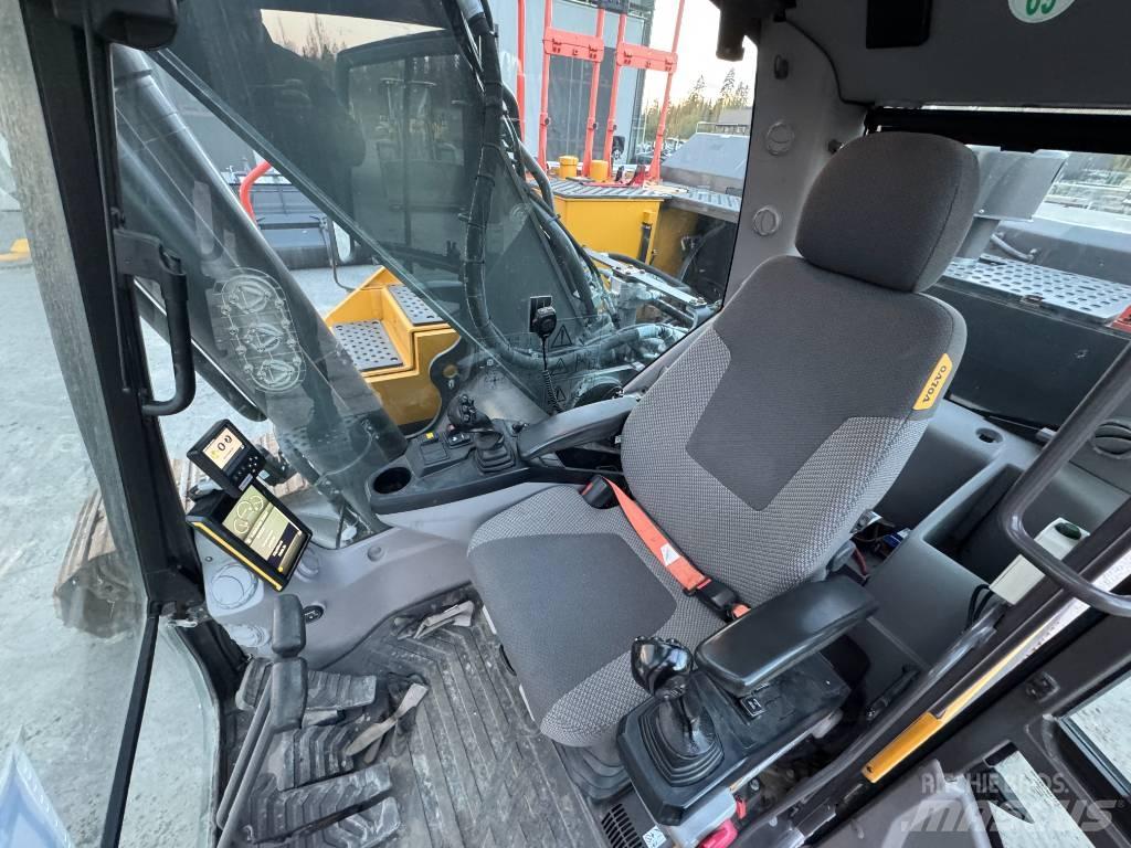 Volvo EC 250 EL Bageri guseničari