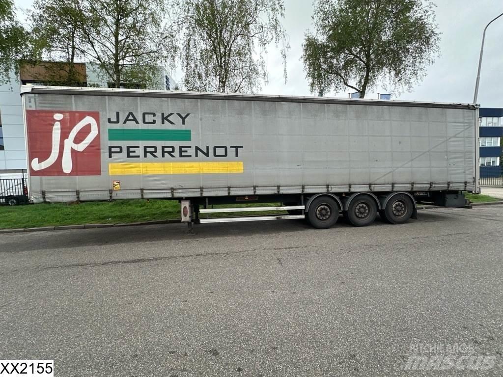 Fruehauf Tautliner Poluprikolice sa ciradom
